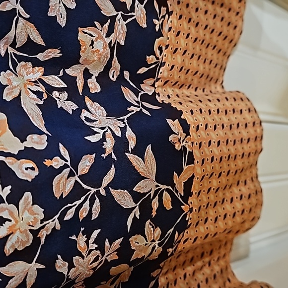 Joie mixed pattern silk tank XS like new - Picture 3 of 6